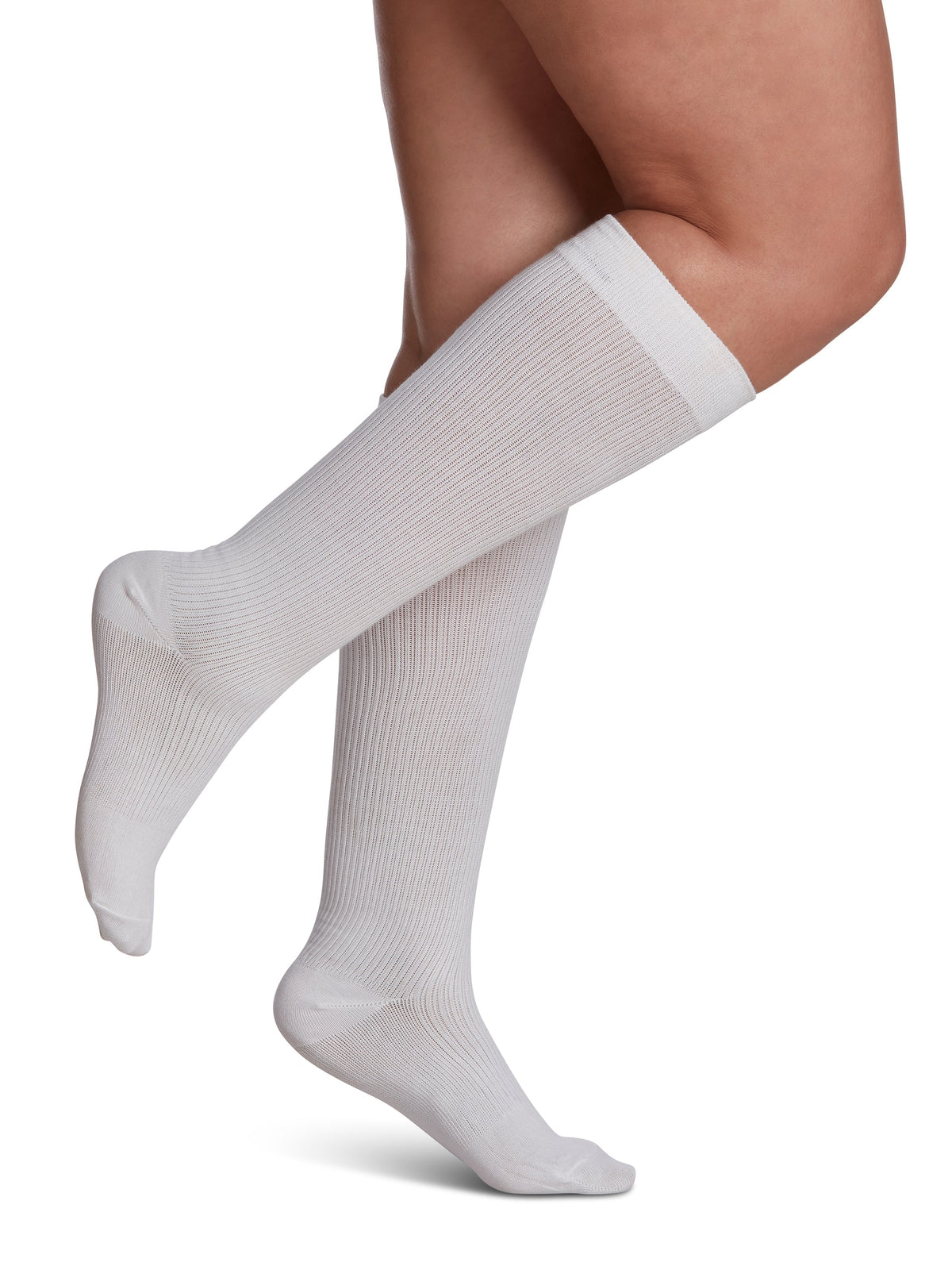 Sigvaris Casual Cotton women's knee high compression sock 15-20 mmHg in white